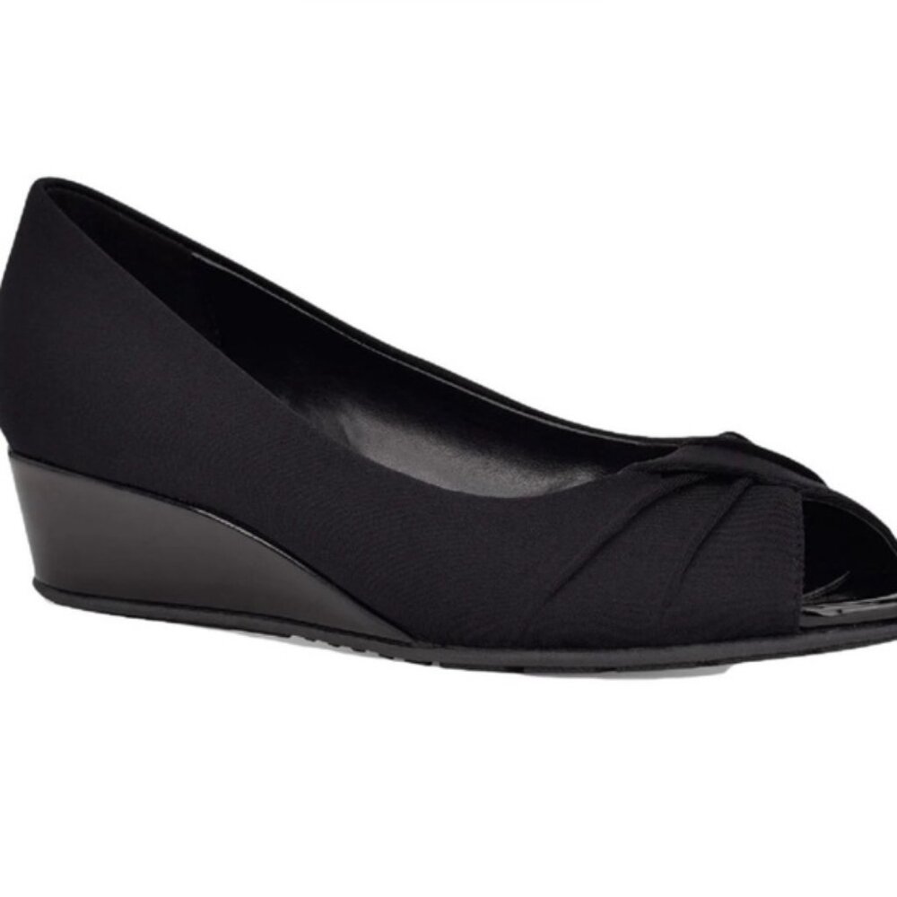 BANDOLINO Womens Caddia2 Toe Wedge Slip On Pumps 8.5 M NWT